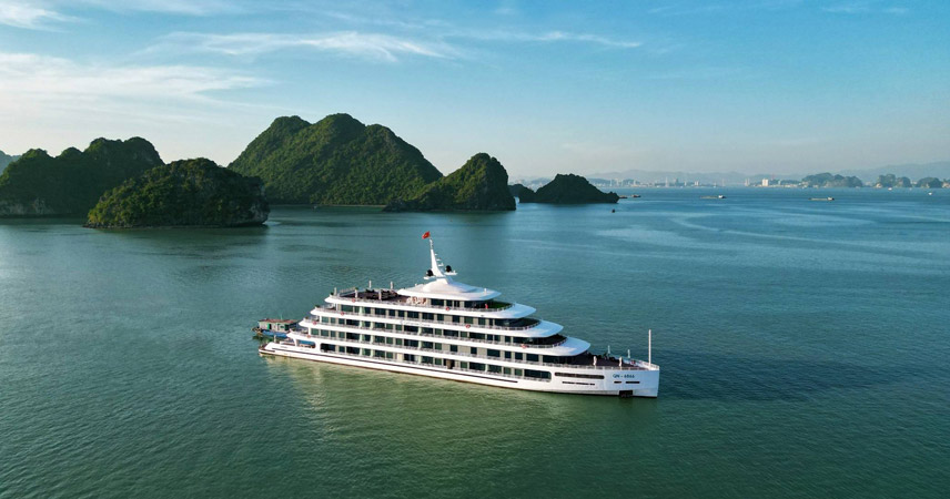 Discover Halong Bay on Catherine Cruise