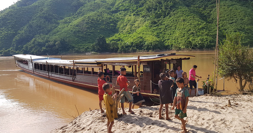 The most popular way to reach Pakbeng is by slow boat on the Mekong River