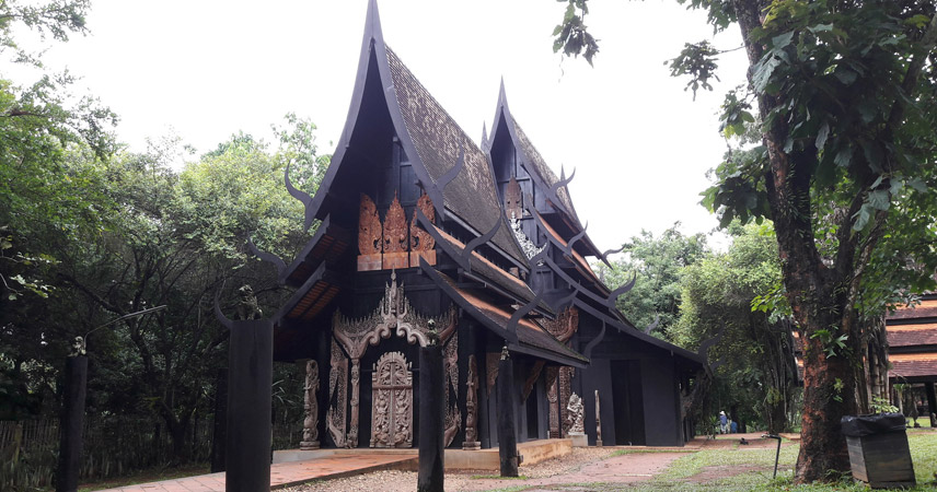 Baan Dam Museum (Black House)