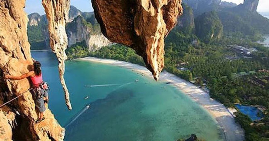 Kramatic Limestone Cliffs and Beaches in Krabi, Thailand