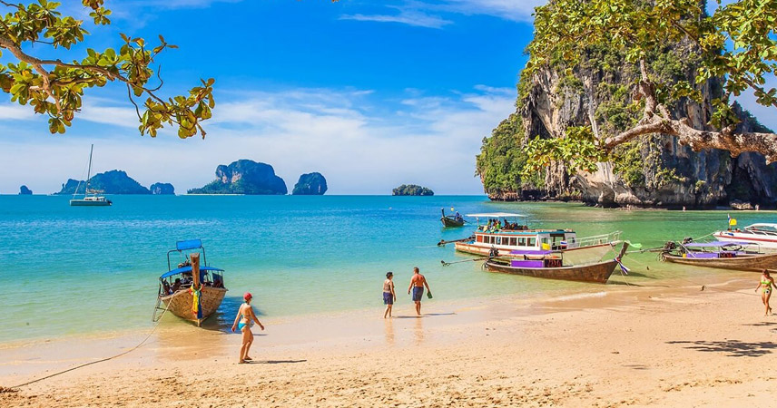 Sunset Cruises and Relaxing Boat Trips