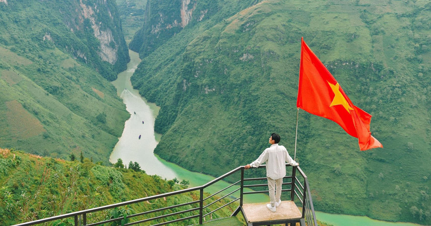 View of Nho Que River, Ha Giang
