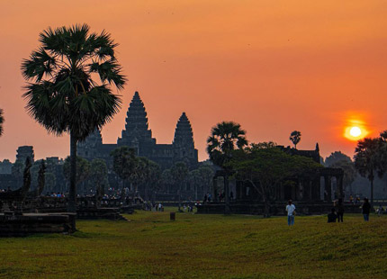 Visit Angkor Wat