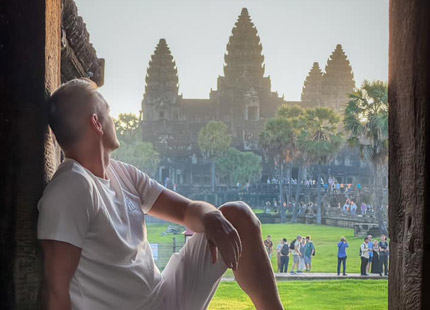 Visit Angkor Wat