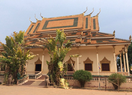 visit to Wat Thmei
