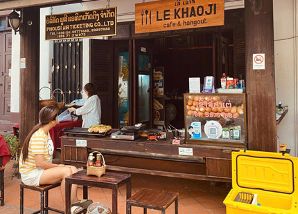 Explore the Luang Prabang streets