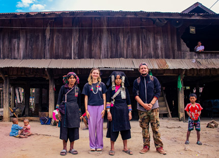visit Ban Na Oune (Hmong village)