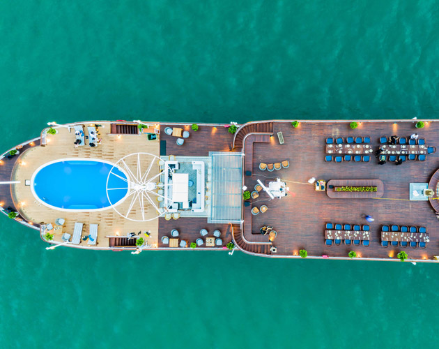 Discover Halong Bay on Heritage Cruises Binh Chuan