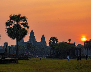 16-Day Classic Vietnam and Cambodia tour from Hanoi