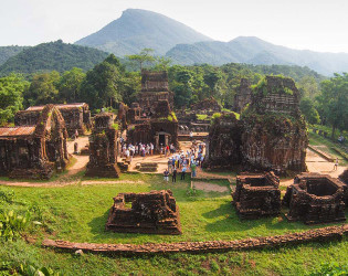 5-day Central and North Vietnam Itinerary